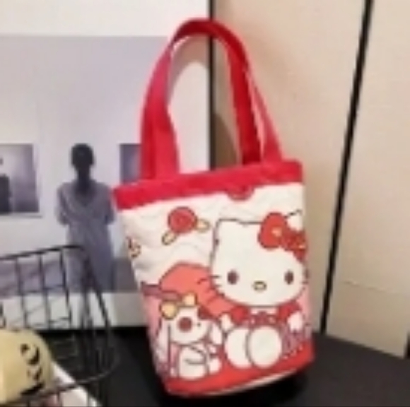 ☆Sanrio Hello Kitty Tote Bag☆ - Picture 1 of 3